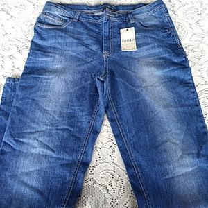 Broadway social club